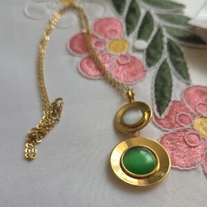 Elegant Gold and Green Stainkess Steel Pendant Necklace